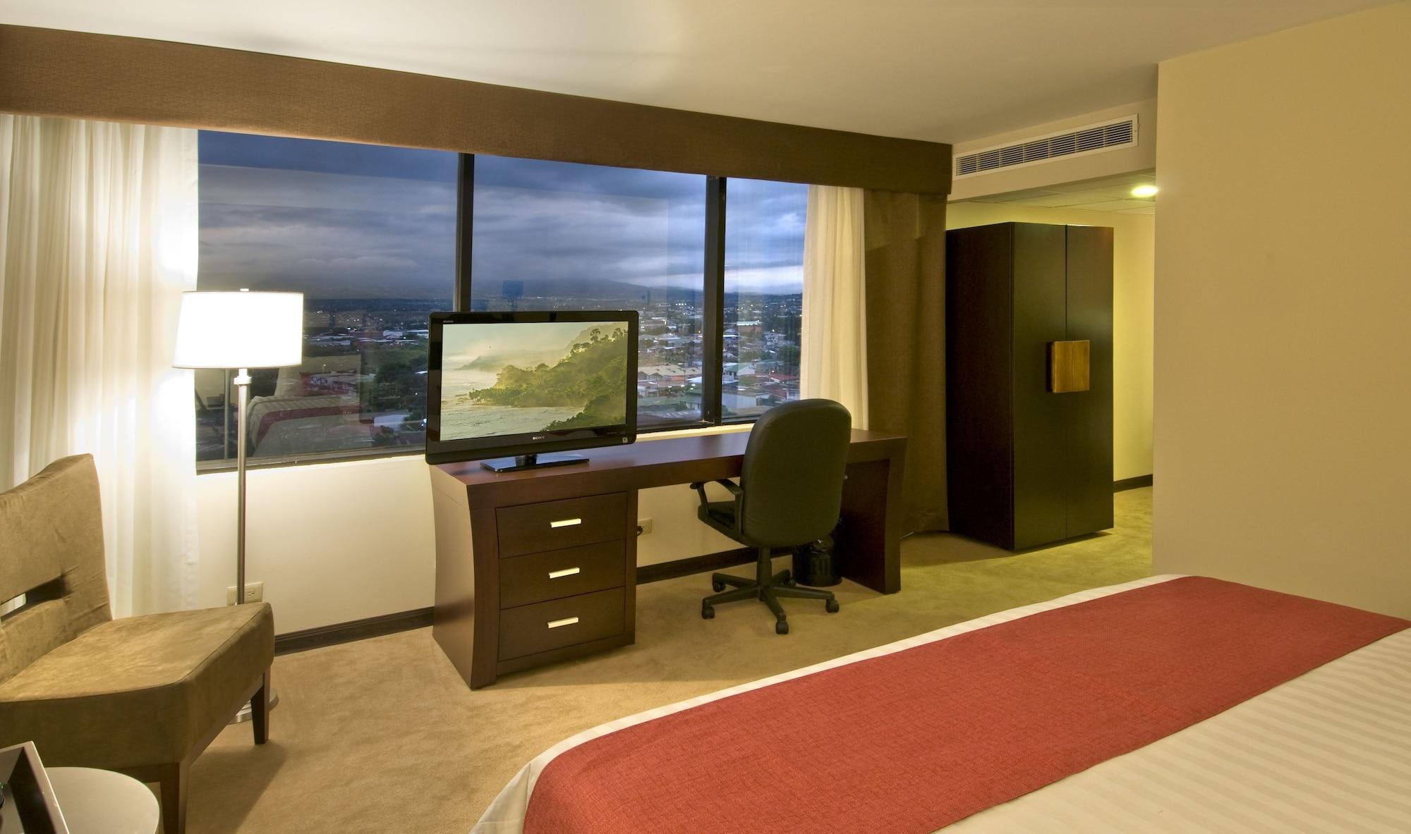 Tryp By Wyndham San Jose Sabana Hotel Bagian luar foto