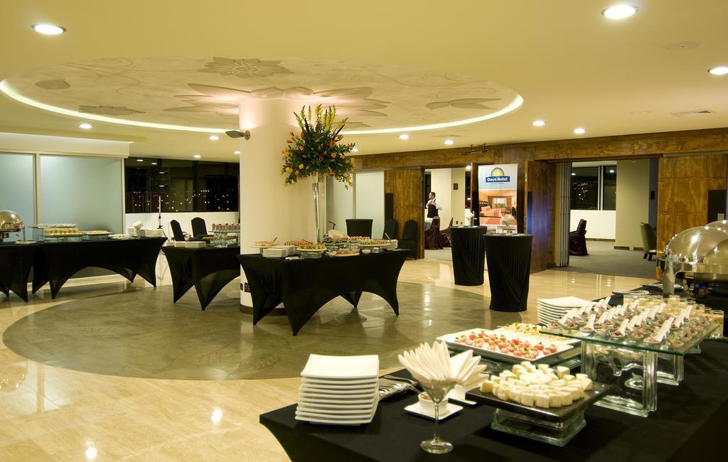Tryp By Wyndham San Jose Sabana Hotel Bagian luar foto